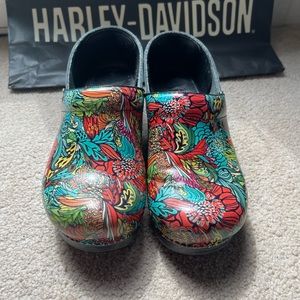 Dansko clogs size 40
